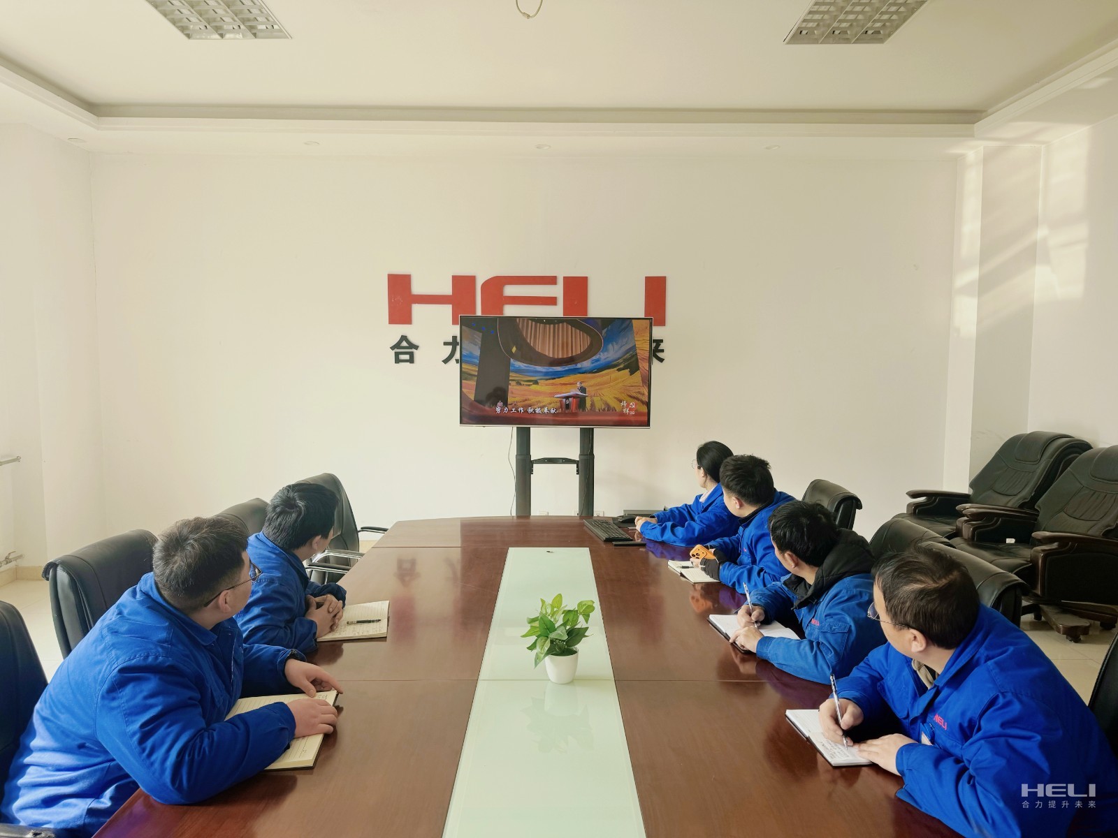 ca498128e3f881d42f04fa56ba9da88d.jpg ca498128e3f881d42f04fa56ba9da88d.jpg