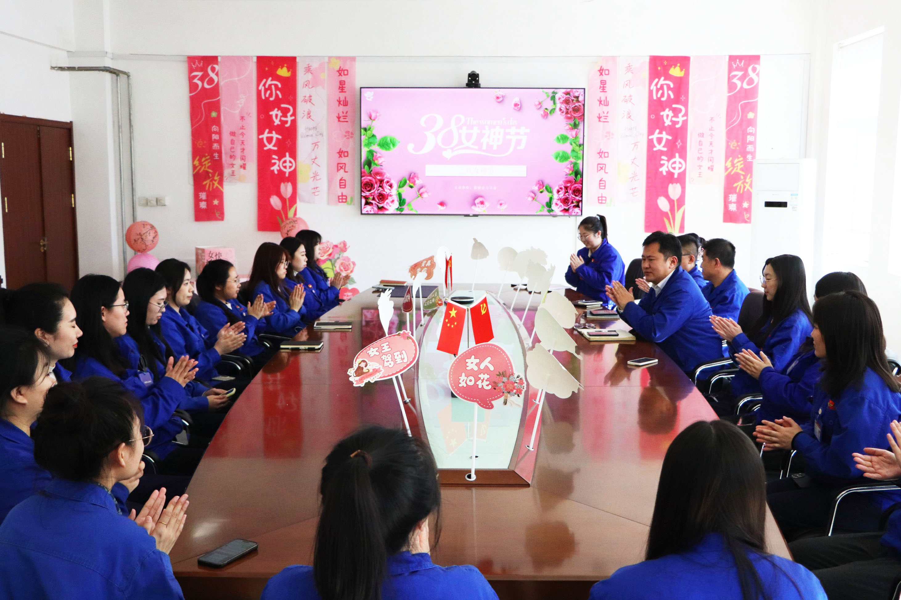 座談會現場 拷貝.jpg 座談會現場 拷貝.jpg